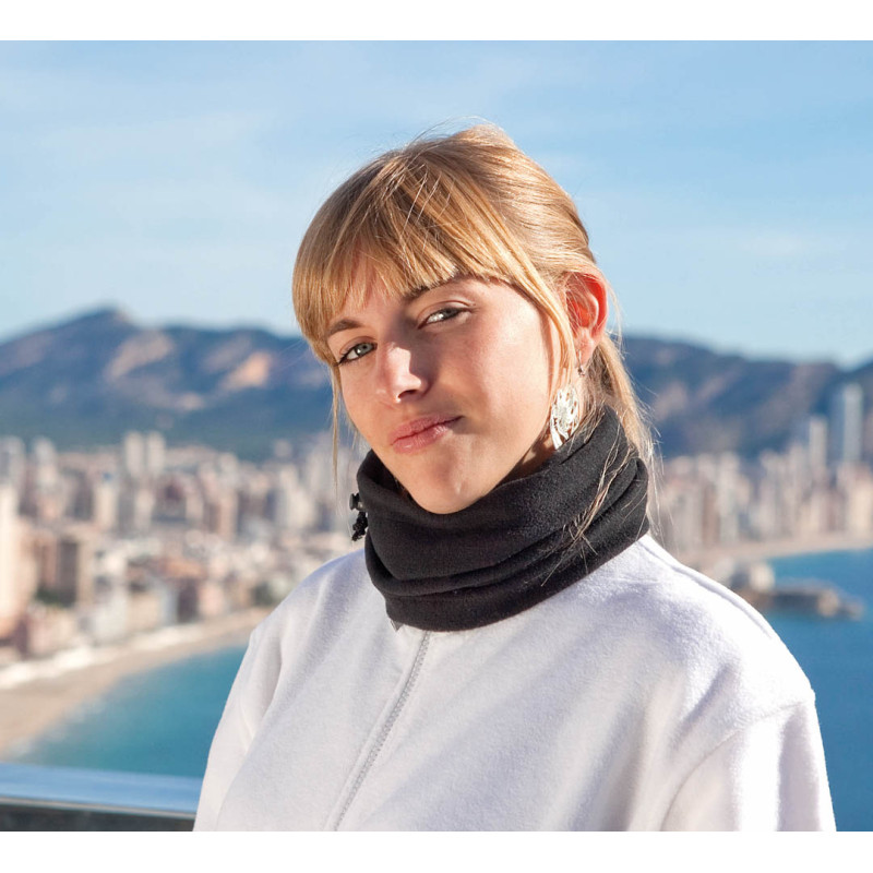 Neck Warmer and Hat Articos