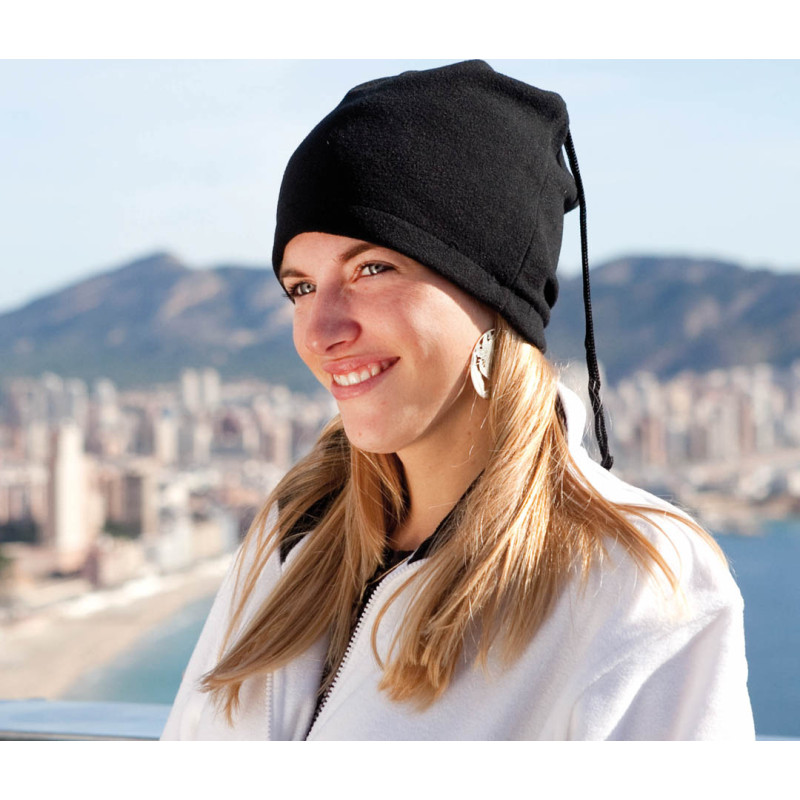 Neck Warmer and Hat Articos