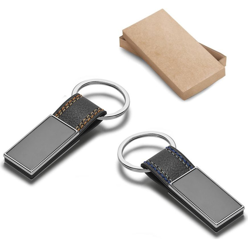 BALE. Metal and PU keyring